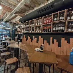 4 Latas Tarragona - Mediterránea