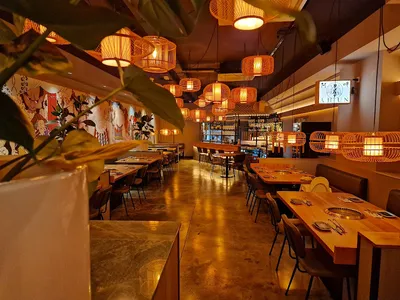 AH-UN Japonès BBQ i Sushi | Barcelona - Japonesa in Barcelona