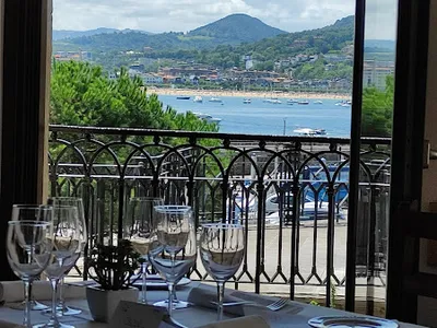 Aita Mari Jatetxea - Restaurante in San Sebastián