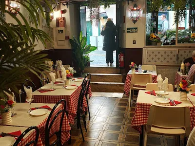 Alfama Cellar - Restaurante in Lisbon