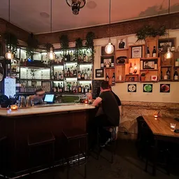 Amades Restaurant - Mediterránea