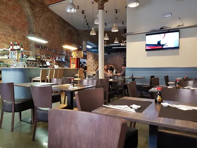 Apple Sushi Restaurant - Asiática in Girona