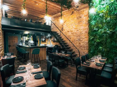 ART Restaurant Lyon - Francesa in Lyon