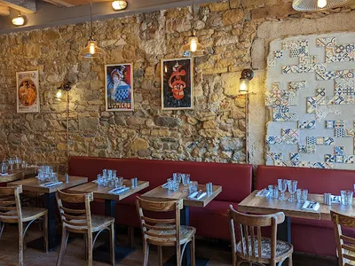 Auberge des canuts - Bouchon Lyonnais - Francesa in Lyon