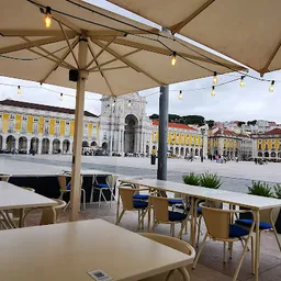 Baía do Peixe - Praça do Comércio - Mariscos