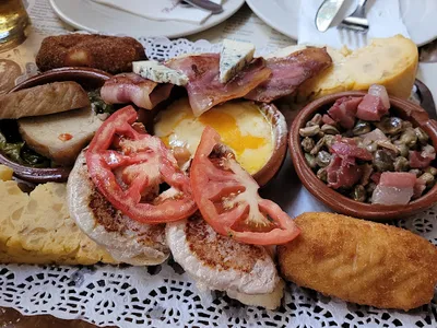 Bodegas Castañeda - Restaurante in Granada