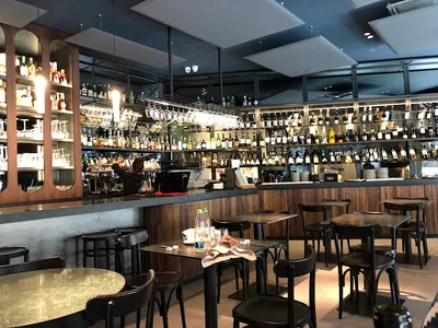 Cantine MILANO - WINE & RESTAURANT - Restaurante in Milan