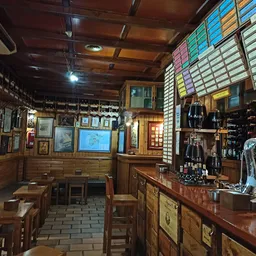 Casa de Vinos La Brujidera - Restaurante