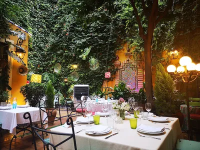 Casa Manolo León - Cocina Regional in Seville