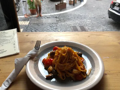 Ce Stamo A Pensà - Romana in Rome