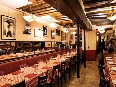 Chez Fernand - Francesa in Paris