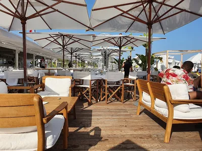 Cocoon Beach Nice - Restaurante in Nice