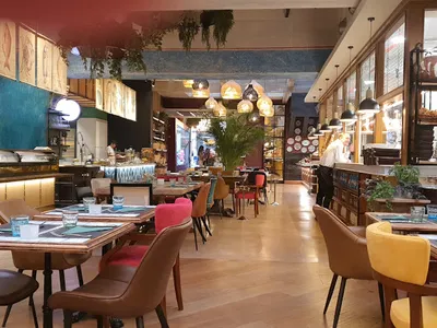 Comodo Mercato Trevi - Italiana in Rome