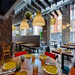 Eh Voilà! Crêpstaurante Casual - Crepería