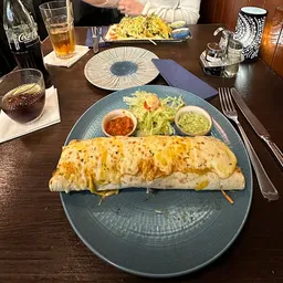 El Paso Cantina Mexicana y Cocktail Bar - Mexicana