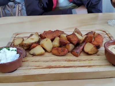 Gloria Hoyos - Americana in Malaga