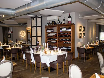 GOYA GALLERY RESTAURANT - Mediterránea in Valencia