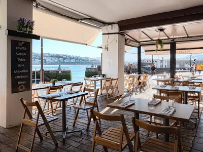 Igeldo jatetxea. Arrain eta Itsaskien berezitasuna - Vasca in San Sebastián