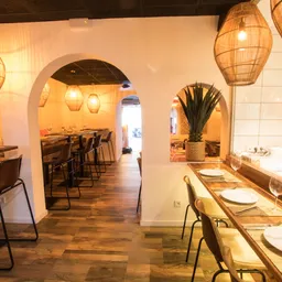 Isaan Thai Cuisine - Tailandesa