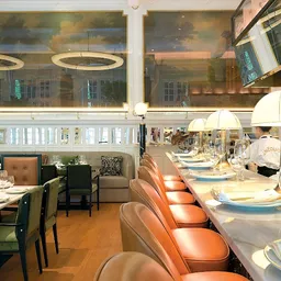 JNcQUOI Avenida - Restaurante