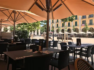 König 2 - Restaurante in Girona