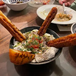 Kukla - Middle Eastern Cuisine - Oriente Medio