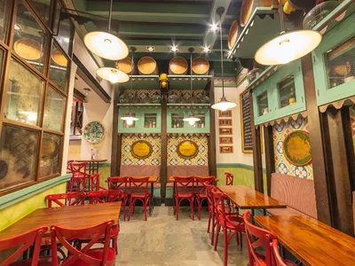 La Bodega de la Alfalfa - Tapas in Seville