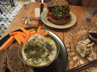 La Camelia Vegan Bar - Vegetariana y Vegana in Bilbao