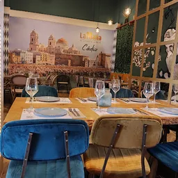 La Mafia se sienta a la mesa - Italiana