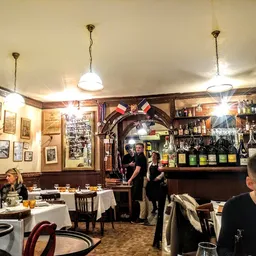 La Meuniere.Bouchon Lyonnais - Francesa