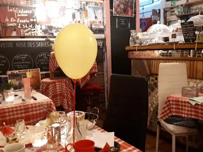 La Petite Rose des Sables - Francesa in Paris