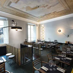 La Petite - Restaurante