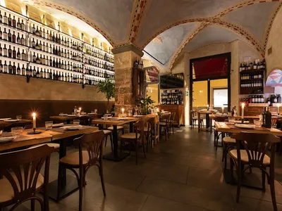 La tenda rossa - Toscana in Florence