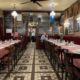 La Tour Montlhéry - Chez Denise - Francesa