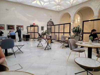 Lalola de Javi Abascal | Restaurante Sevilla - Española in Seville