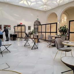 Lalola de Javi Abascal | Restaurante Sevilla - Española