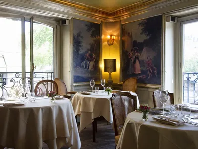 Lapérouse - Francesa in Paris