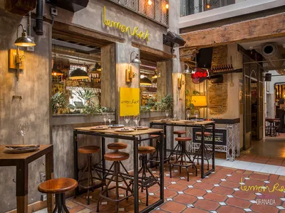 Lemon Rock Granada - Bar restaurante - Restaurante in Granada