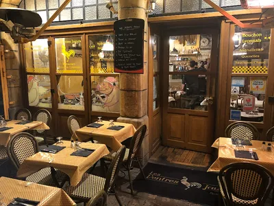 Les Ventres Jaunes - Francesa in Lyon