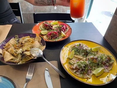 Los 3 Carnalitos Restaurante Mexicano - Mexicana in Alicante