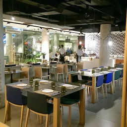 Ma Khin Café - Asiática