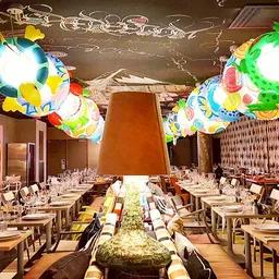 Mama Restaurant Lyon - Restaurante