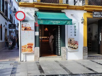 Manolas - Empanadas Cordobesas - Restaurante in Córdoba