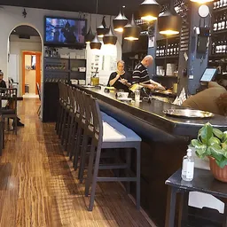 Micu Maku - Mediterránea