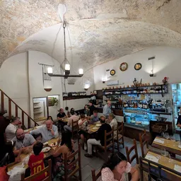 Osteria del Cinghiale Bianco - Comedor