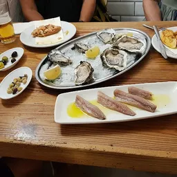 Ostras Pedrín Bonaire - Bar