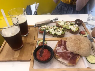 Parcería Café - Café de Especialidad- Specialty coffee- Organic- Natural Wine - Cafetería y Brunch in Seville