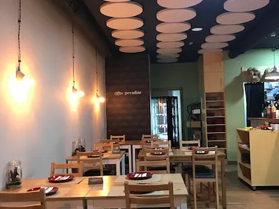 Peculiar - Restaurante in A Coruna