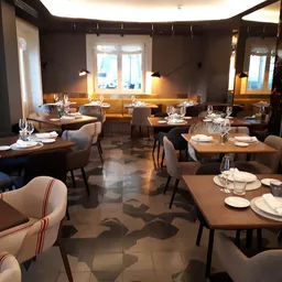 Picalagartos · Restaurant & Azotea Bar - Española