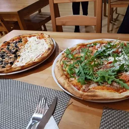 Pizzeria Da Nonna Nina | Restaurante Italiano | Restaurante Georgiano | Pizzería Alicante - Italiana
